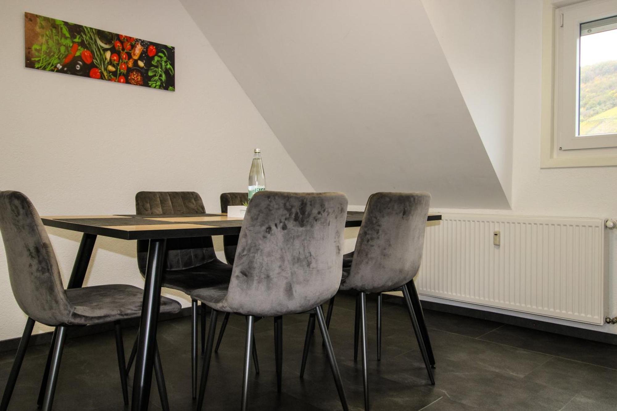 Sweet Six, Balkon, Netflix, Boxspringbetten, Hochwertiges Bad Zell an der Mosel Exterior foto