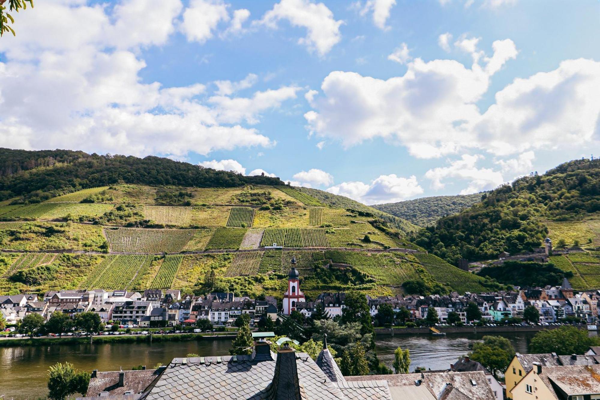Sweet Six, Balkon, Netflix, Boxspringbetten, Hochwertiges Bad Zell an der Mosel Exterior foto